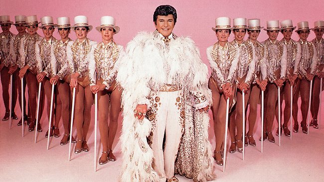 Liberace’s Special 15-Minute Eggs